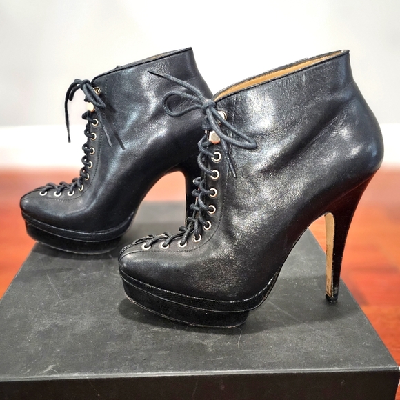 Ann Taylor Aixa Lace up Platform Boot - Picture 2 of 6